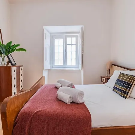 The Blue Tiles Walkway Апартаменты *